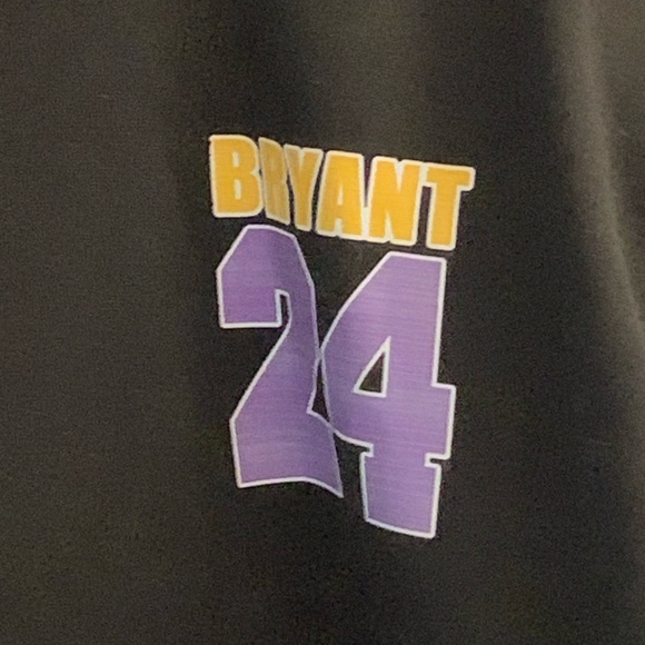 Kobe Bryant ( thanks for the memories) black unisex hoodie size 4XL - Picture 3 of 11